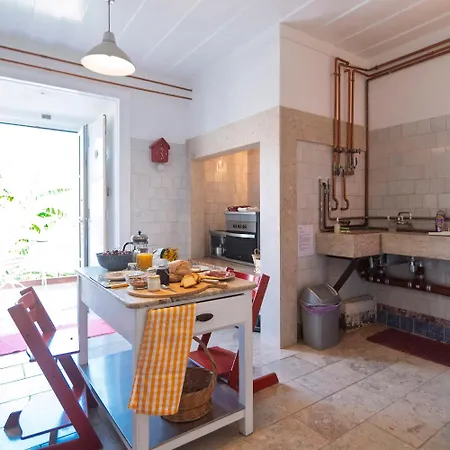 Junqueira Gardens - Casa Antiga Jardim E Piscina 빌라