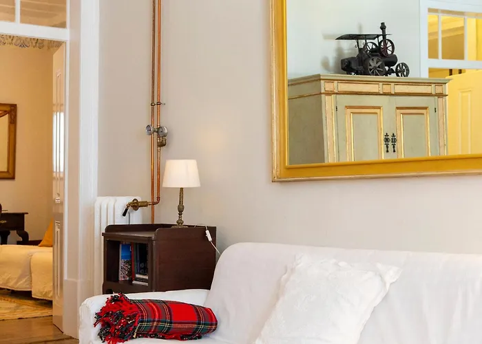 Willa Junqueira Gardens - Casa Antiga Jardim E Piscina *